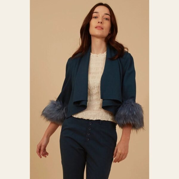 Under Milkwood Mia Jacke - Traffic People